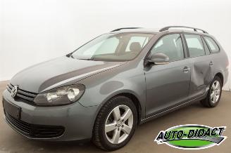 skadebil auto Volkswagen Golf 1.6 TDI Clima Navi Trendline 2013/10