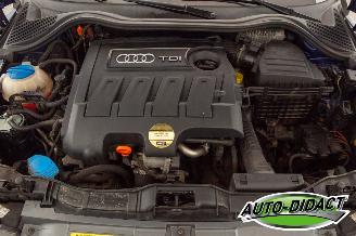Audi A1 1.6 TDI 77KW Leder Navi picture 32