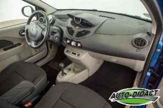 Renault Twingo 1.2-16V Automaat Airco Dynamique picture 16
