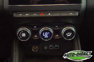 Mitsubishi Colt 1.0T 5621 km NAP Camera Navi Clima MT First Edition picture 9