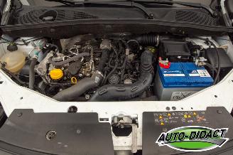 Dacia Lodgy 1.3 TCe Comfort 7p. Motorschade picture 33