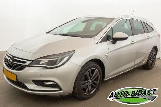 Vaurioauto  passenger cars Opel Astra 1.4T Automaat Clima Navi 120 Jaar Edition 2019/11