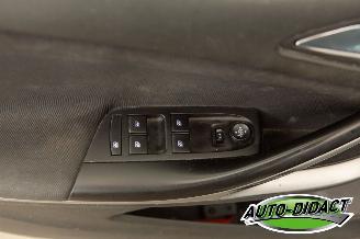 Opel Astra 1.4T Automaat Clima Navi 120 Jaar Edition picture 12