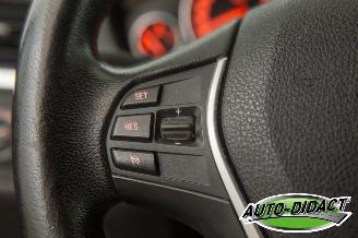 BMW 3-serie 320i 135kw Executive Navi Clima picture 17