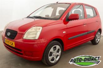 krockskadad bil auto Kia Picanto 1.1 LX 155.305 km 2004/5
