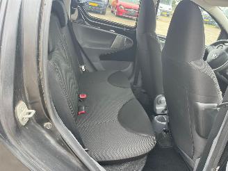 Toyota Aygo 1.0 - Airco - 85.466 km - Centrale Vergrendeling picture 12