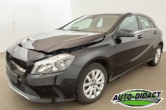 Coche accidentado Mercedes A-klasse A180 Automaat Navi Clima 2017/6