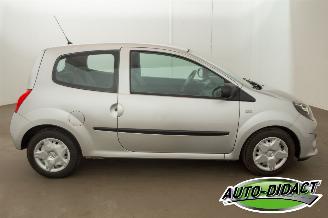 Renault Twingo 1.2-16V Airco Authentique picture 32