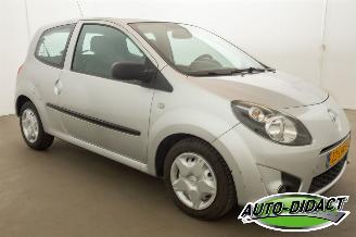 Renault Twingo 1.2-16V Airco Authentique picture 2