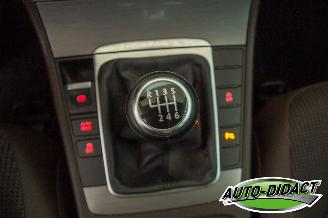 Volkswagen Passat 1.6 TDI Navi Clima Comfortline picture 12