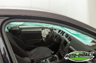 Volkswagen Golf 1.0 TSI Navi Clima Comfortline picture 31