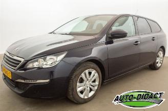Unfallwagen Peugeot 308 1.6 BlueHDI Navi Clima Leder Blue Lease Pack 2015/12
