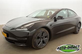 Coche accidentado Tesla Model 3 SOH 94% Long Range 75 kWh AWD 96.329 km NAP 2021/9