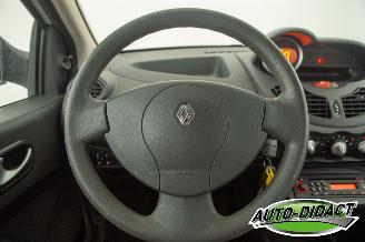 Renault Twingo 1.2-16V Airco 72.428 km NAP 1e eigenaar Authentique picture 5