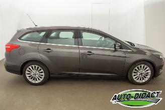 Ford Focus 1.0 92 kw VERBRUIKT KOELVLOEISTOF Navi Clima Titanium Edition picture 39