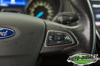 Ford Focus 1.0 92 kw VERBRUIKT KOELVLOEISTOF Navi Clima Titanium Edition picture 18