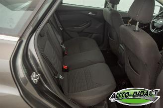 Ford Focus 1.0 92 kw VERBRUIKT KOELVLOEISTOF Navi Clima Titanium Edition picture 25