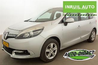 krockskadad bil auto Renault Grand-scenic 1.2 TCe 7p. Clima Navi R-Cinéma 2014/4
