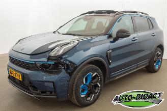 skadebil auto Lynk & Co 01 1.5 105kW Automaat Pano Camera 2022/3