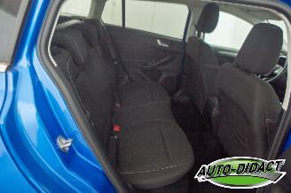 Ford Focus 1.0 EcoBoost Hybrid Navi Airco Titanium picture 24