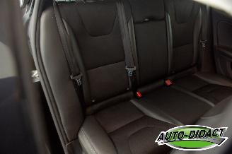 Volvo V-60 2.0 D3 Navi Summum picture 22