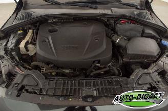 Volvo V-60 2.0 D3 Navi Summum picture 31