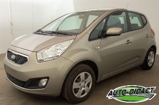 Coche accidentado Kia Venga 1.4 Clima 2013/10