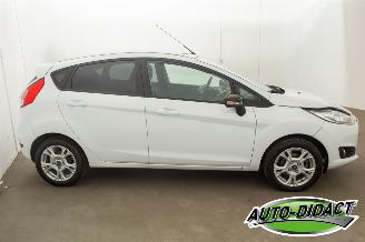 Ford Fiesta 1.0 65kP 111.342 km Airco Navi White Edition picture 41