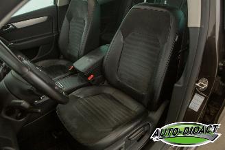 Volkswagen Passat 1.4 TSI Automaat Pano Navi Clima High Executive Line BlueMotion picture 23