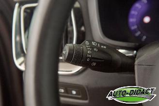 Volvo S-60 2.0 T6 AWD R-Design Pano Recharge Plug-in Hybrid picture 14