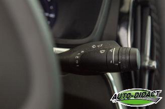 Volvo S-60 2.0 T6 AWD R-Design Pano Recharge Plug-in Hybrid picture 15