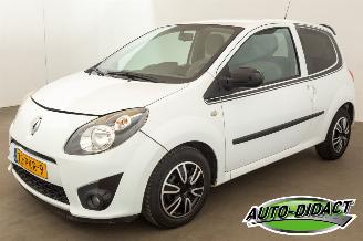 Coche accidentado Renault Twingo 1.2-16V Airco Collection 2011/2