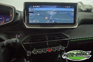 Peugeot 208 1.2 Hybrid Automaat 13.513 km NAP Navi Camera 110 e-DCS6 GT picture 7
