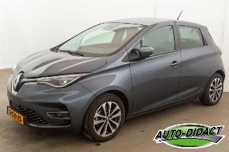 Unfallwagen Renault Zoé 52 kWh Koopaccu Navi Camera 83.675 km NAP Intens 2019/12