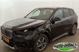 Unfallwagen BMW iX1 eDrive20 67 kWh Navi Camera 43.936 km NAP 2024/10