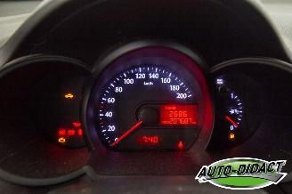 Kia Picanto 1.0 CVVT picture 6