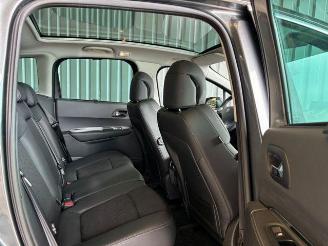 Peugeot 3008 Allure Panorama / Head-Up picture 11