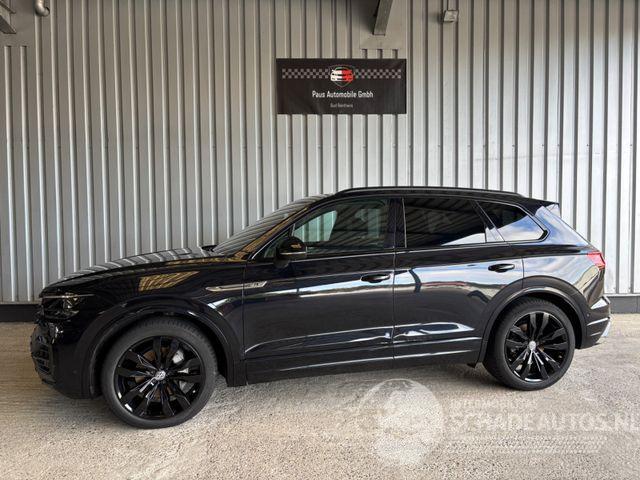 Volkswagen Touareg 3.0 TDI R-Line 4Motion Panorama