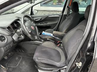 Fiat Punto Evo 0.9 TwinAir Sport picture 18