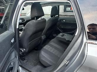 Peugeot 308 1.2 PureTech Allure Automaat picture 10