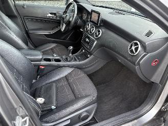 Mercedes A-klasse 180 Prestige picture 4