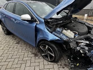 Volvo V-40 2.0 D2 R-Design Business picture 21