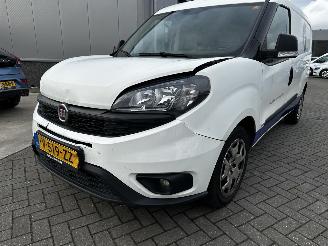 krockskadad bil bedrijf Fiat Doblo 1.6 MJ L2H1 Maxi SX 2019/6