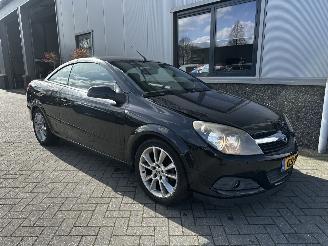 Opel Astra TWIN TOP 1.8 Temptation picture 4