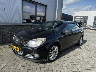 Opel Astra TWIN TOP 1.8 Temptation picture 16