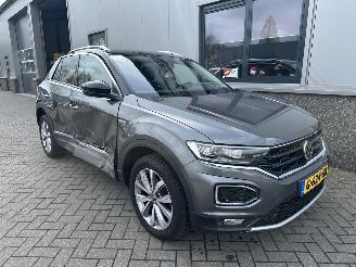 Schadeauto Volkswagen T-Roc 1.0 TSI Sport 2019/1