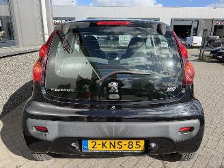 Peugeot 107 1.0 Acces Accent picture 6