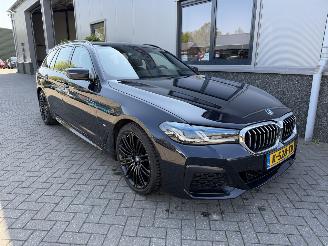 krockskadad bil auto BMW 5-serie 530I High Executive 2021/3