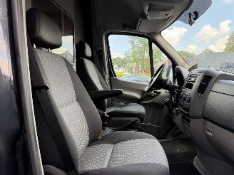 Volkswagen Crafter 35 2.5 TDI L3H3 Automaat picture 19