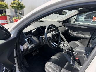 Jaguar E-Pace 1.5 P300e AWD R-Dynamic HSE picture 40